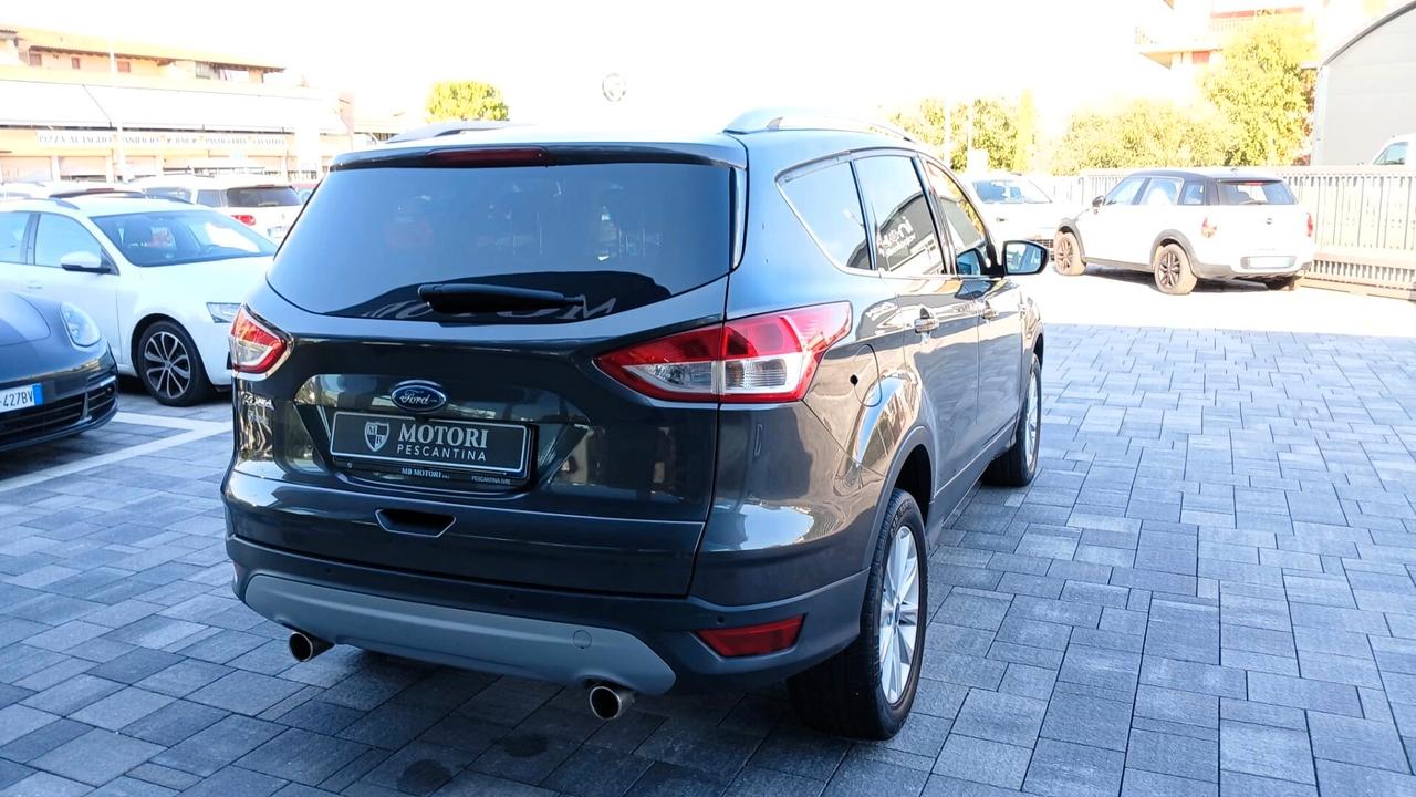 Ford Kuga 2.0 TDCI 150 CV S&S 4WD Titanium