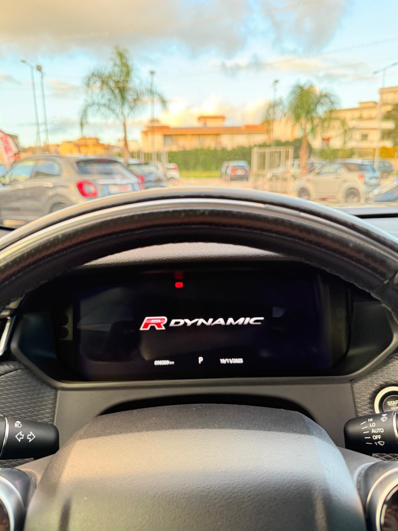 Land Rover Range Velar 2.0D I4 240 CV R-Dynamic