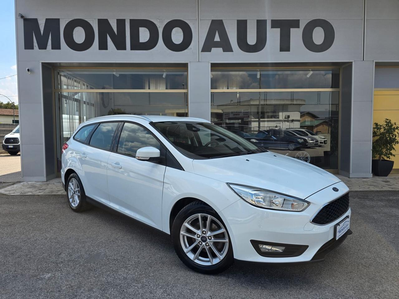 Ford Focus 1.5 TDCi 120 CV SW Titanium AUTOCARRO 4 POSTI