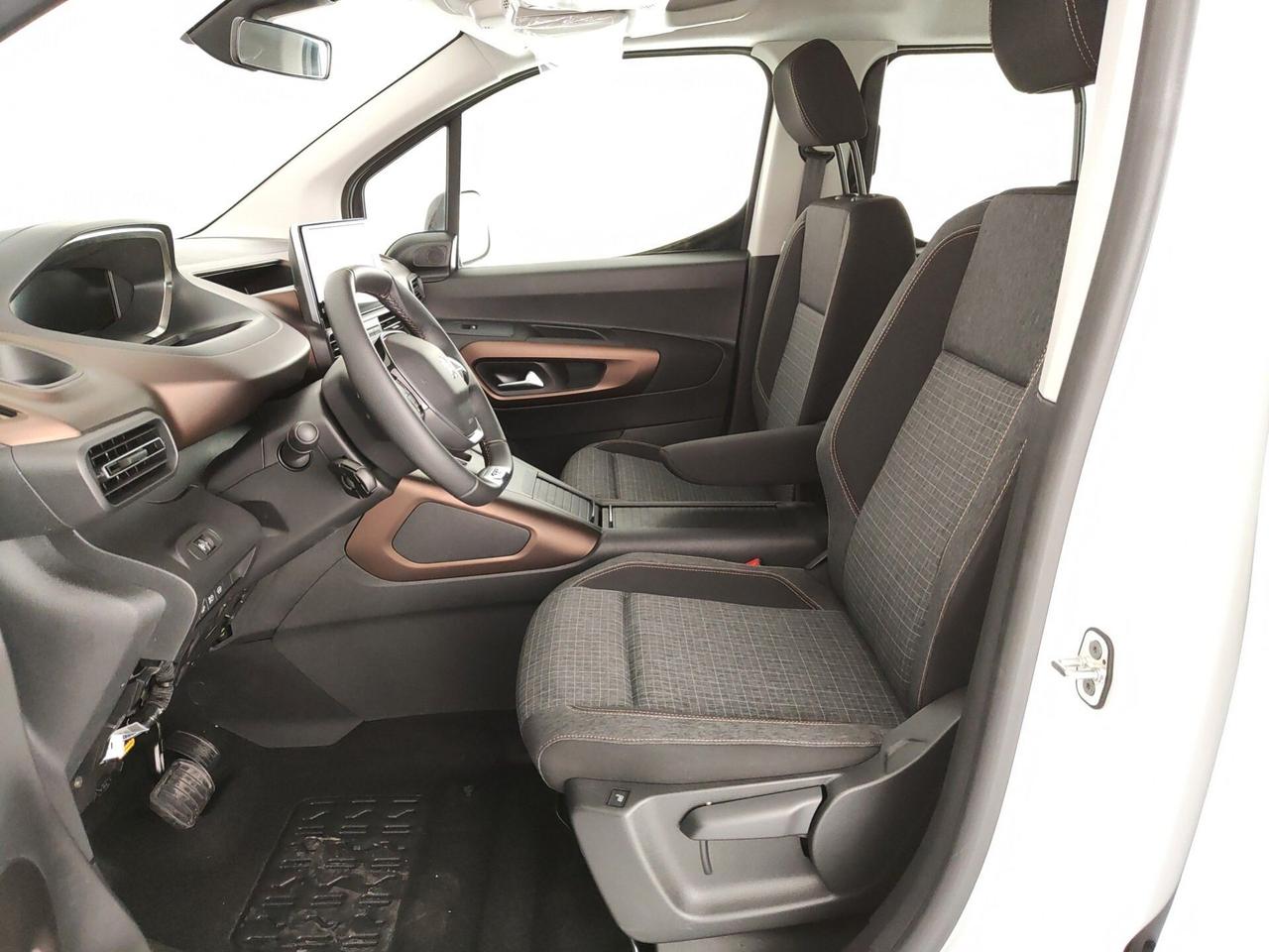 Peugeot Rifter e-Rifter motore elettrico 136 CV 50kWh GT Standard