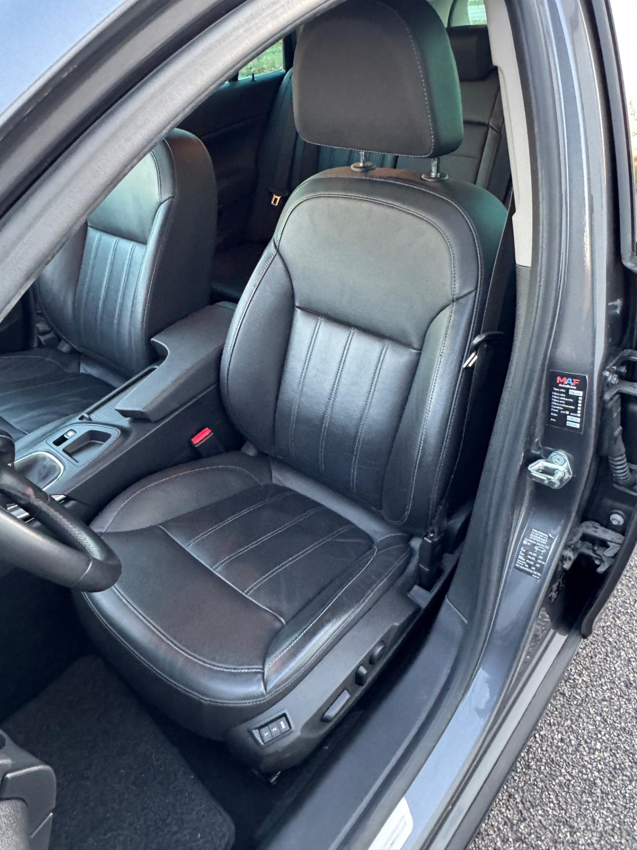 Opel Insignia 2.0 Turbo 4x4 Sports Tourer Cosmo