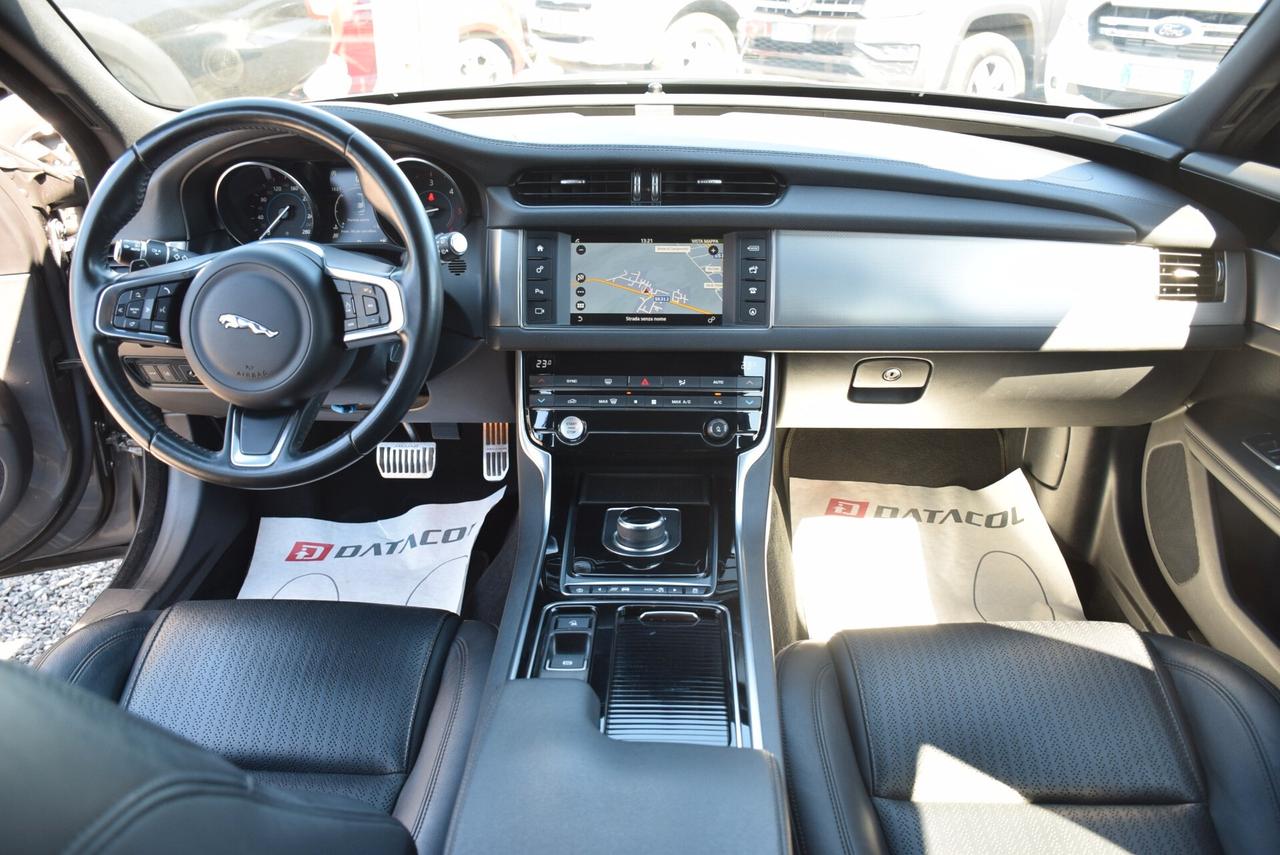 Jaguar XF Sportbrake 4X4 2.0D 180CV AWD automatica Prestige NAVI CRUISE SENSORI CAM PELLE BT