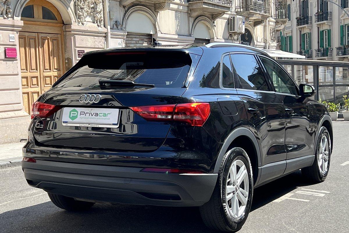AUDI Q3 35 TDI S tronic