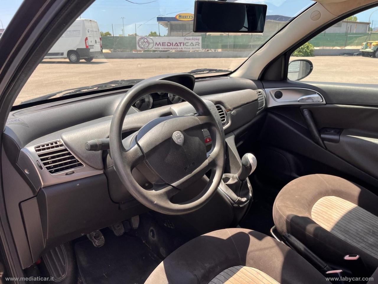 LANCIA Ypsilon 1.3 MJT 75 CV Argento