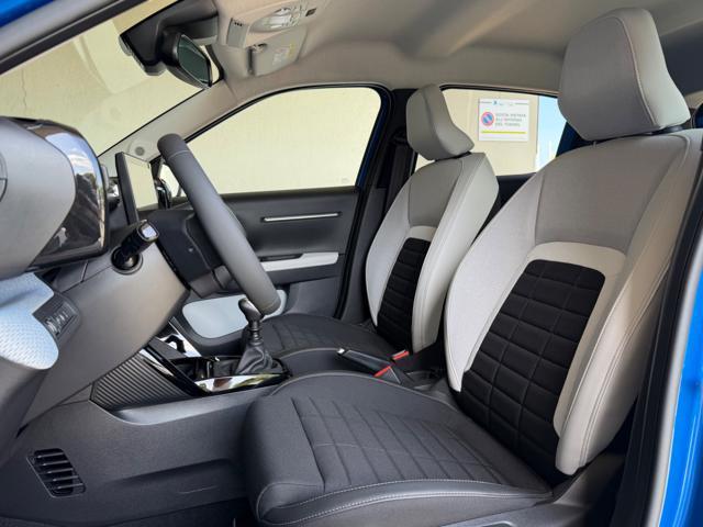 CITROEN C3 MAX BRIGHT BLUE+NAVI+RCAM+PDC+17+MATRIX