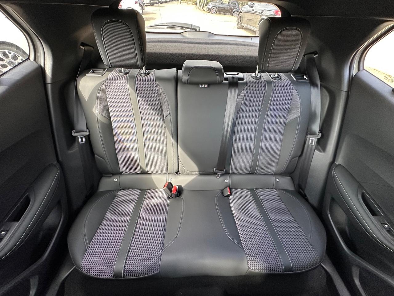 Peugeot 2008 BlueHDi 130 S&S EAT8 GT