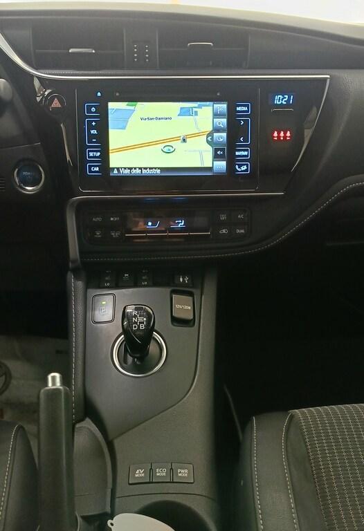 Toyota Auris 5 Porte 1.8 Hybrid Lounge CVT