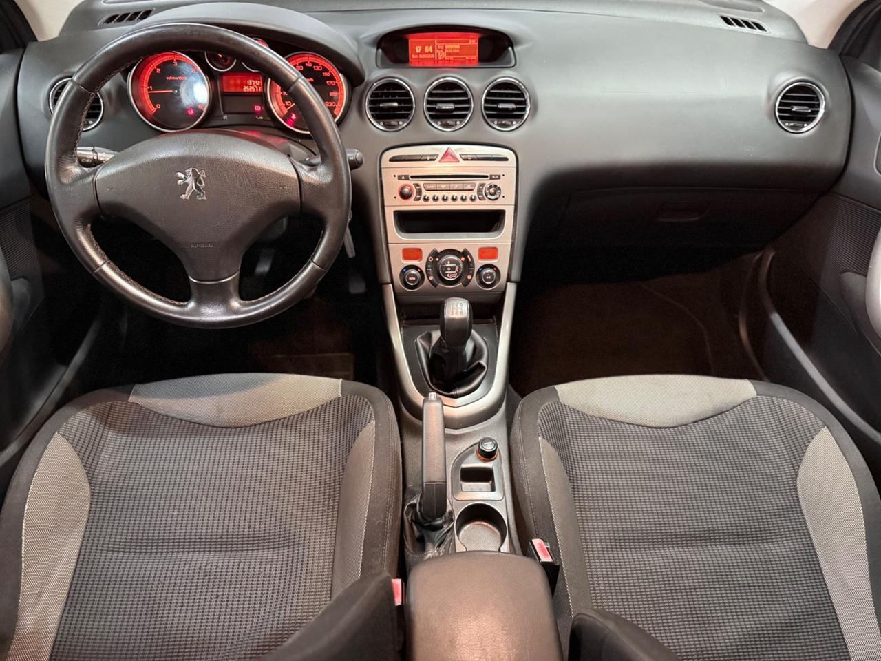 Peugeot 308 1.6 HDi 90CV FAP 5p. Comfort