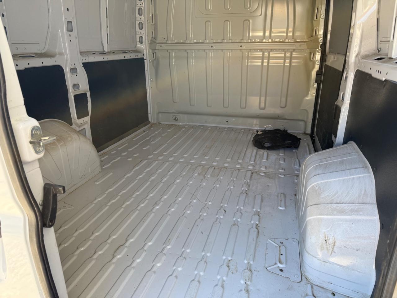 Peugeot Boxer 330 2.2 BlueHDi 120 S&S PM-TN Furgone