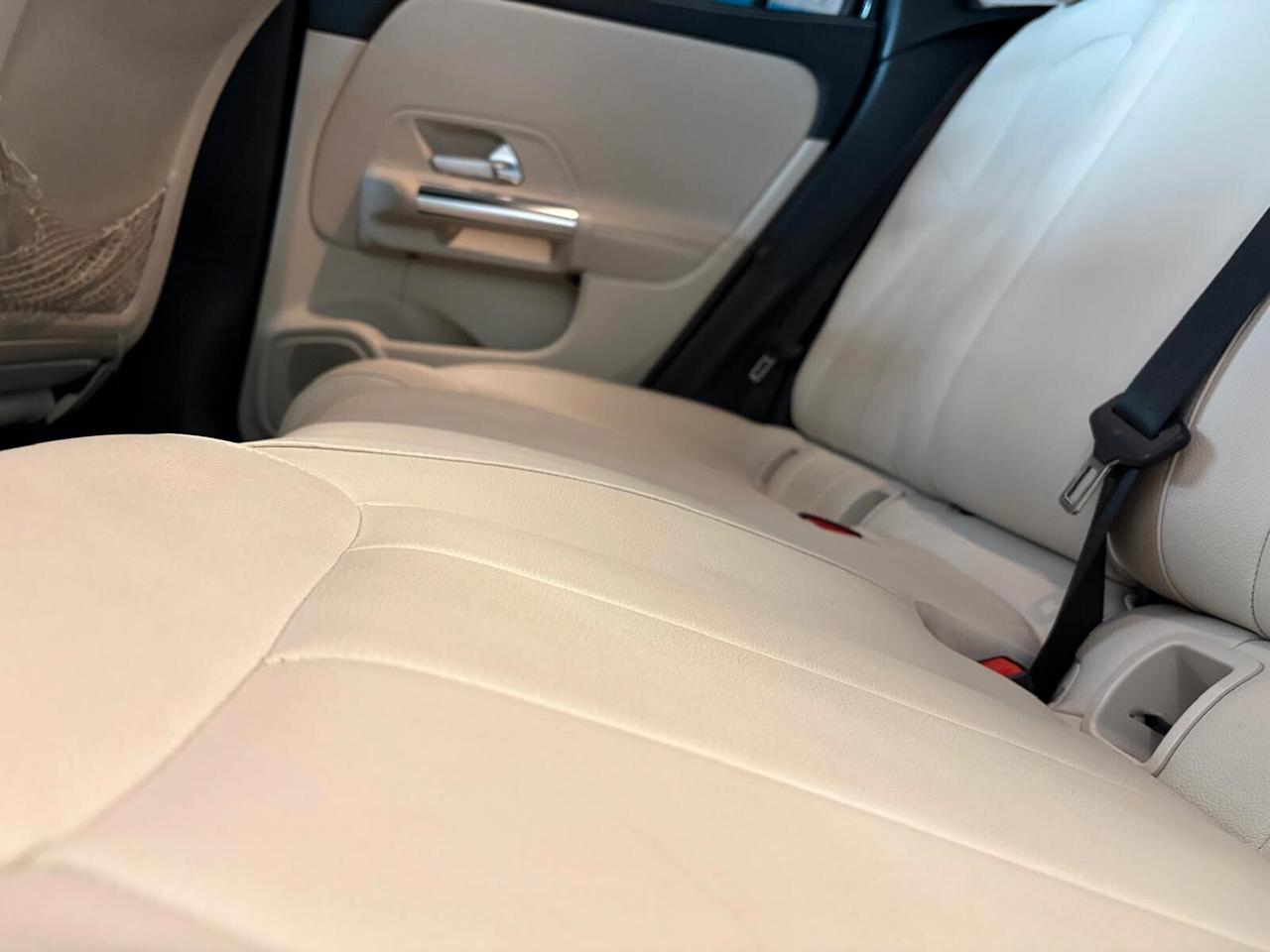 Mercedes-benz GLA 200 d SPORT PLUS Automatic