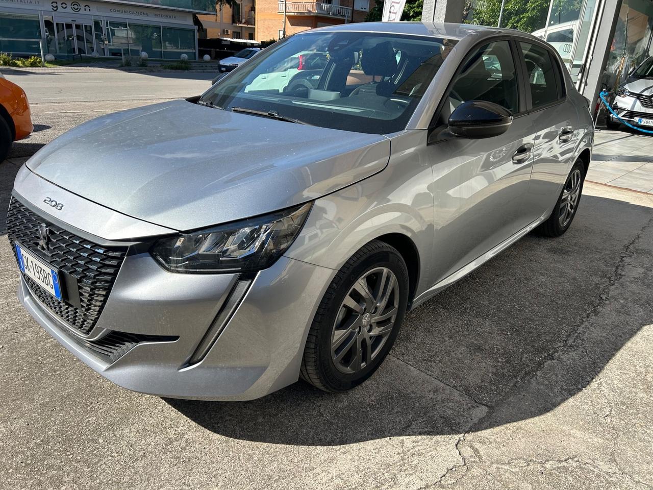Peugeot 208 PureTech 75 “ PARI AL NUOVO 32.000 KM”