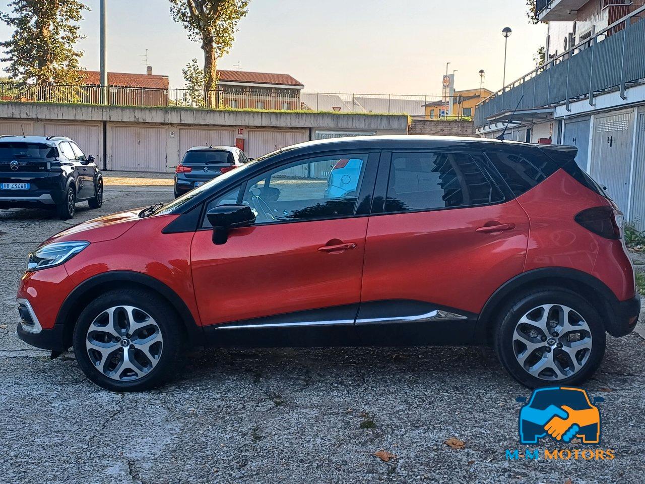 Renault Captur 0.9 tce Intens (energy r-link) 90cv E6