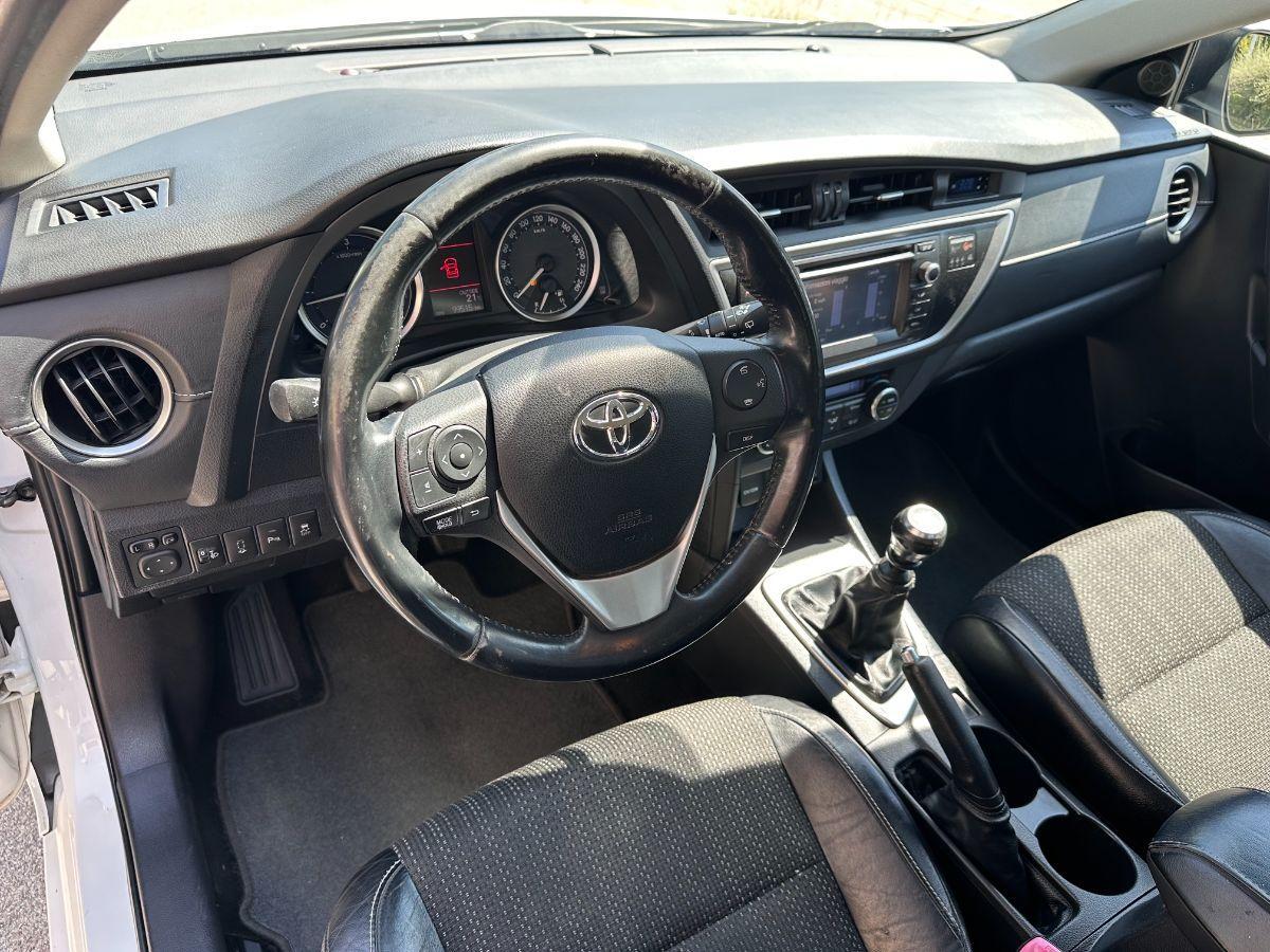 TOYOTA - Auris - TS 1.4 D-4D Lounge #TAGLIANDICERTIFICATI