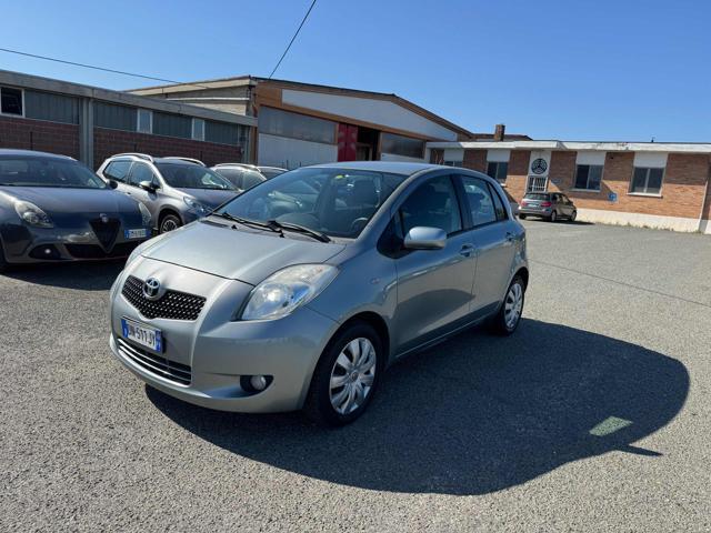 TOYOTA Yaris 1.3 5 porte M-MT Sol
