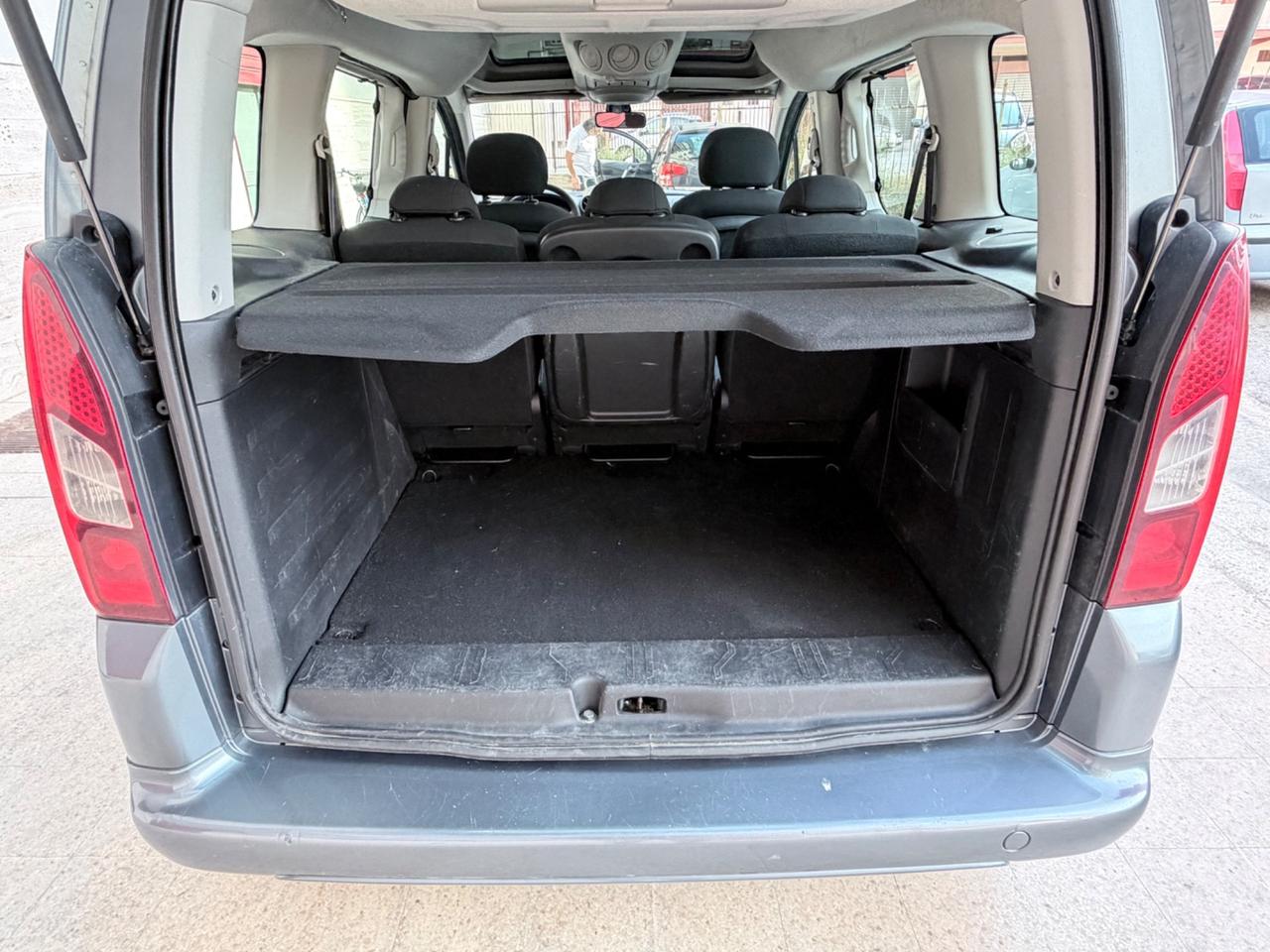 Peugeot Partner Tepee 1.6 HDi 92CV Outdoor