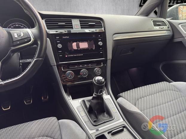 Volkswagen Golf R-Line 2.0 150cv - PREZZO PROMO