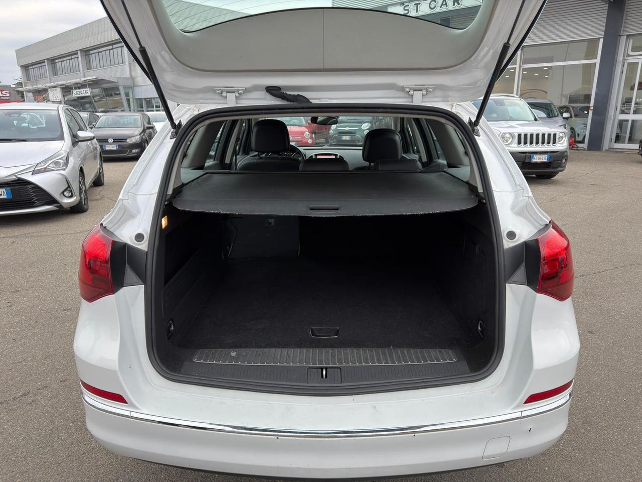 Opel Astra 1.6 CDTI EcoFLEX S&S Sports Tourer Cosmo 110cv