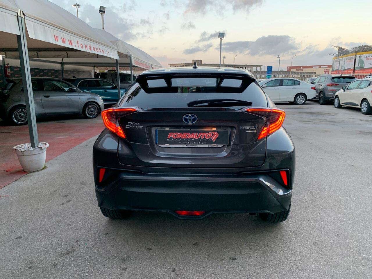 Toyota C-HR 1.8 Hybrid E-CVT Lounge