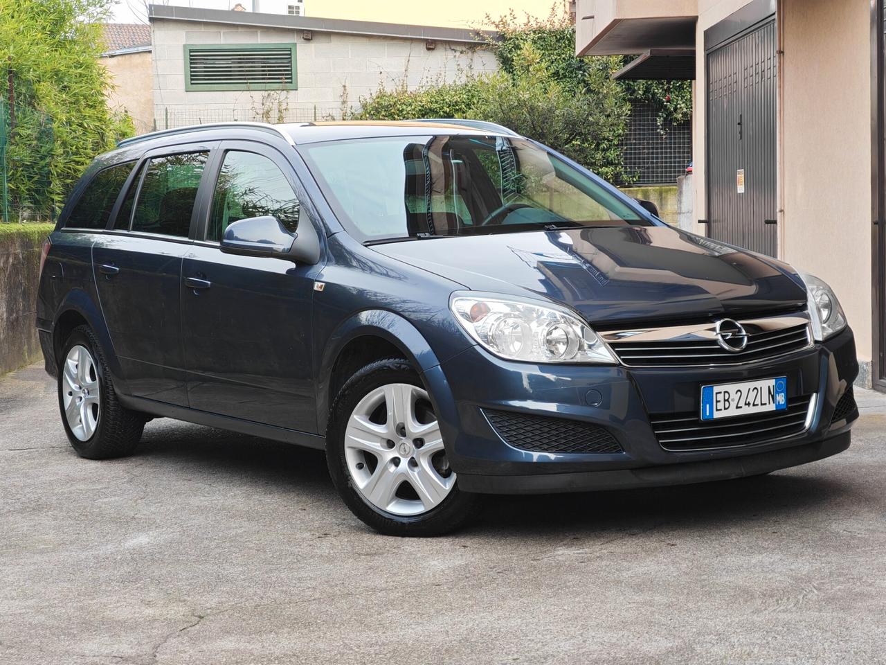 Opel Astra Wagon 1.6 BENZINA-GPL 115cv / 84.000km