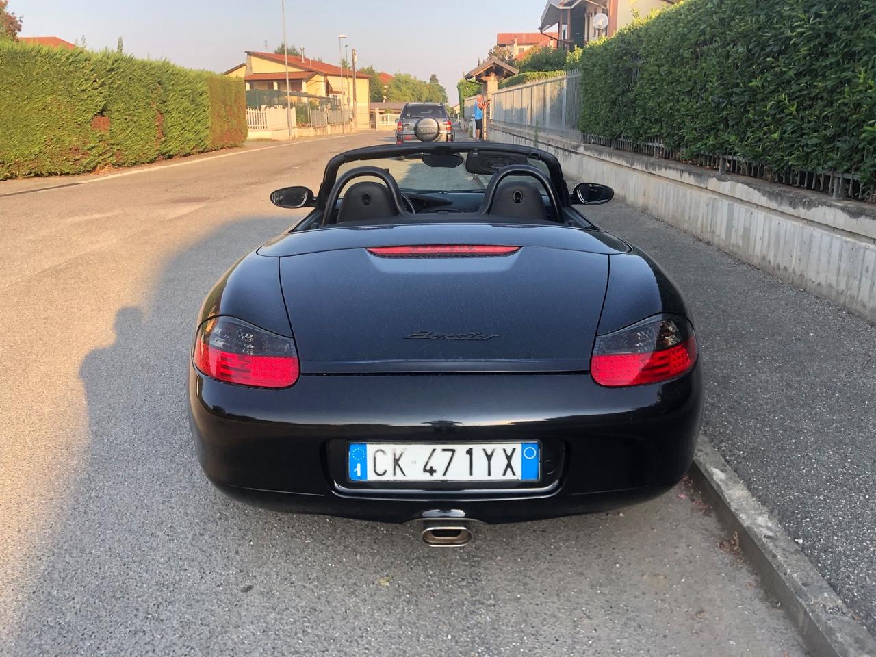 Porsche Boxster 2.5i 24V cat