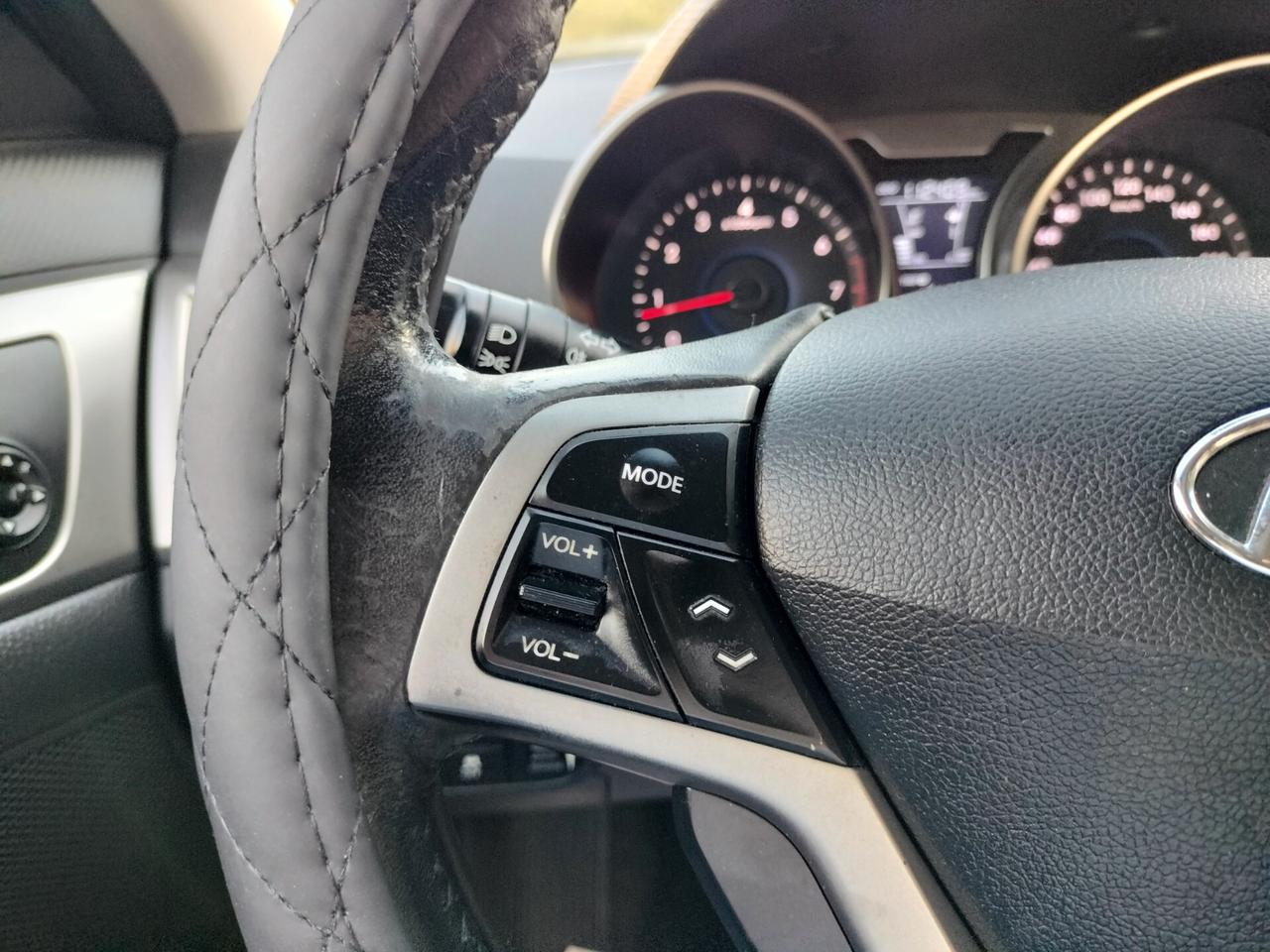 Hyundai Veloster 1.6 GDI Sport GPL casa madre