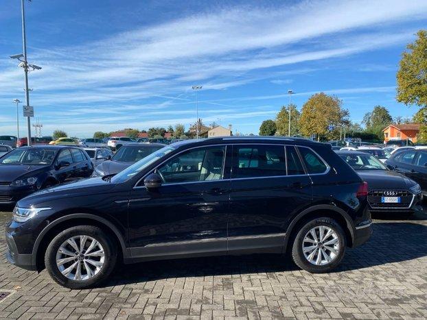 VOLKSWAGEN Tiguan 2.0 TDI 150 CV SCR DSG Life gr