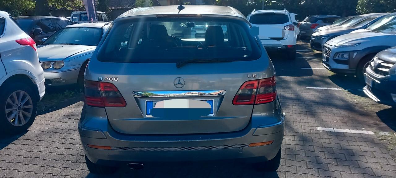 Mercedes B 200 CDI Sport ENTRA E LEGGI