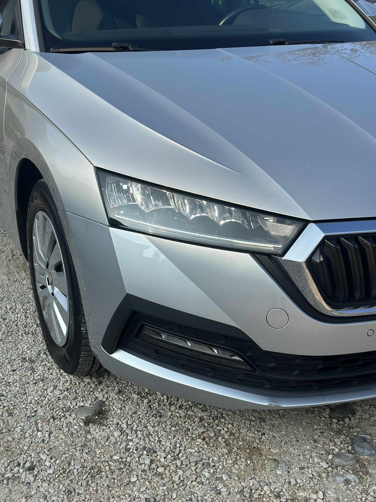 Skoda OCTAVIA 2.0 TDI EXECUTIVE KMCERT UNICOPR GARANZ