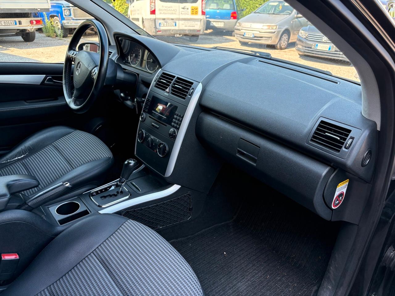 Mercedes-benz A 200 CDI Avantgarde Cambio Automatico