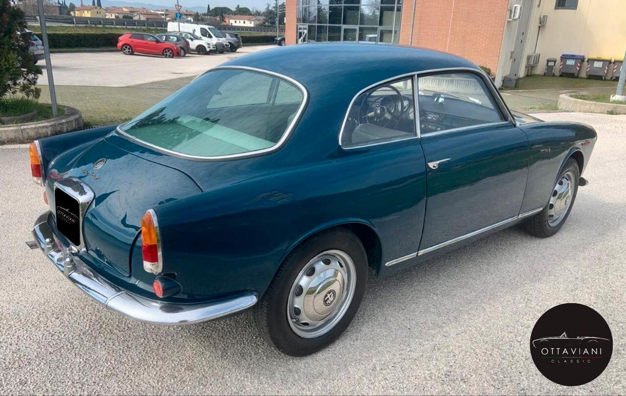 Alfa Romeo Giulietta Sprint