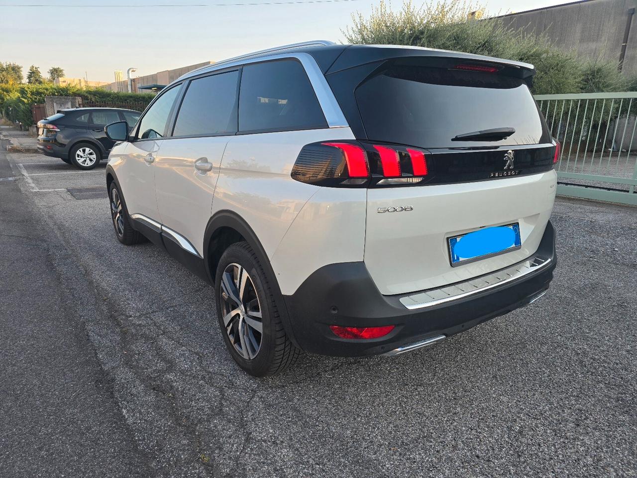 Peugeot 5008 BlueHDi 130 S&S EAT8 GT