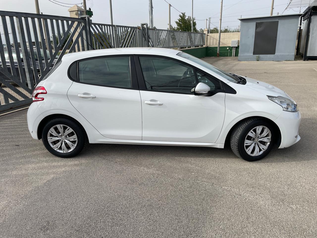 Peugeot 208 1.4 VTi 95 CV 5p. GPL Allure