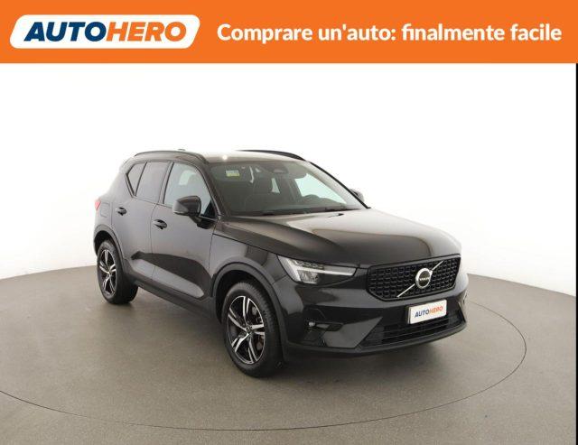 VOLVO XC40 B3 automatico Plus Dark N1