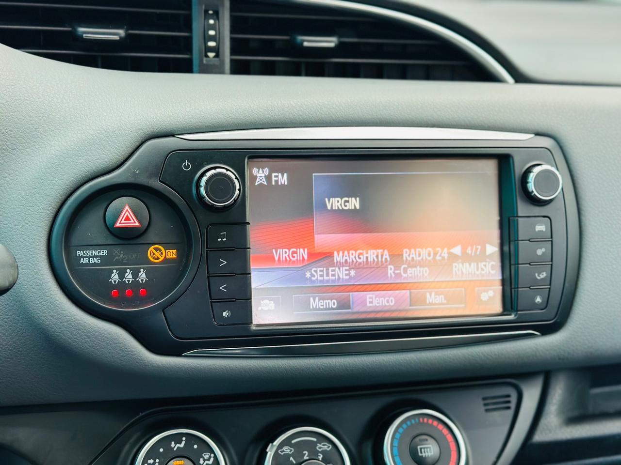 Toyota Yaris 1.0 BENZINA 69CV ok neopatentati