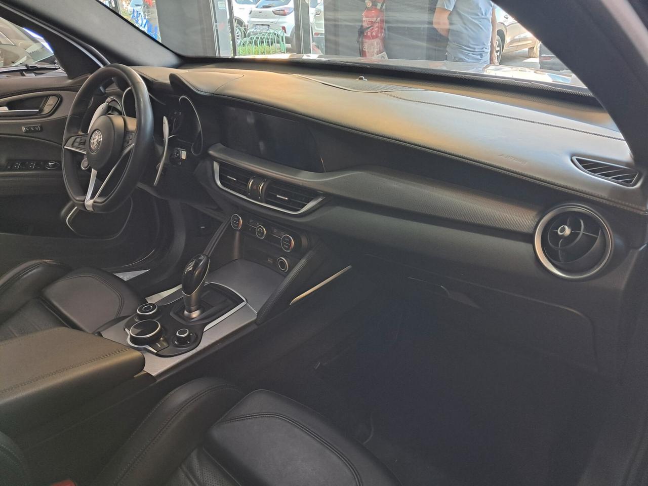 Alfa Romeo Stelvio 2.0 Turbo 280 cv AT8 Q4 Super