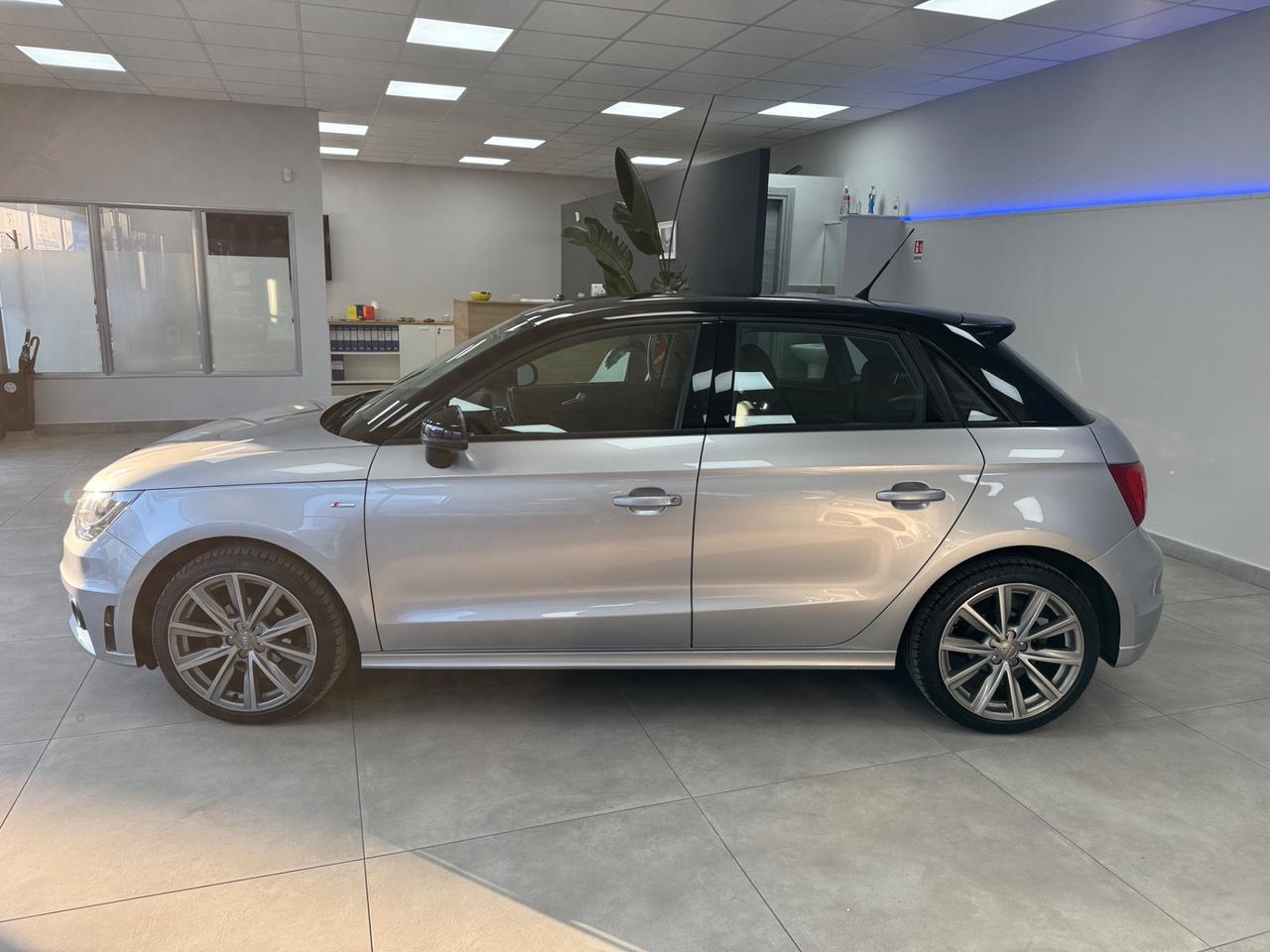 Audi A1 1.6 TDI S tronic Admired