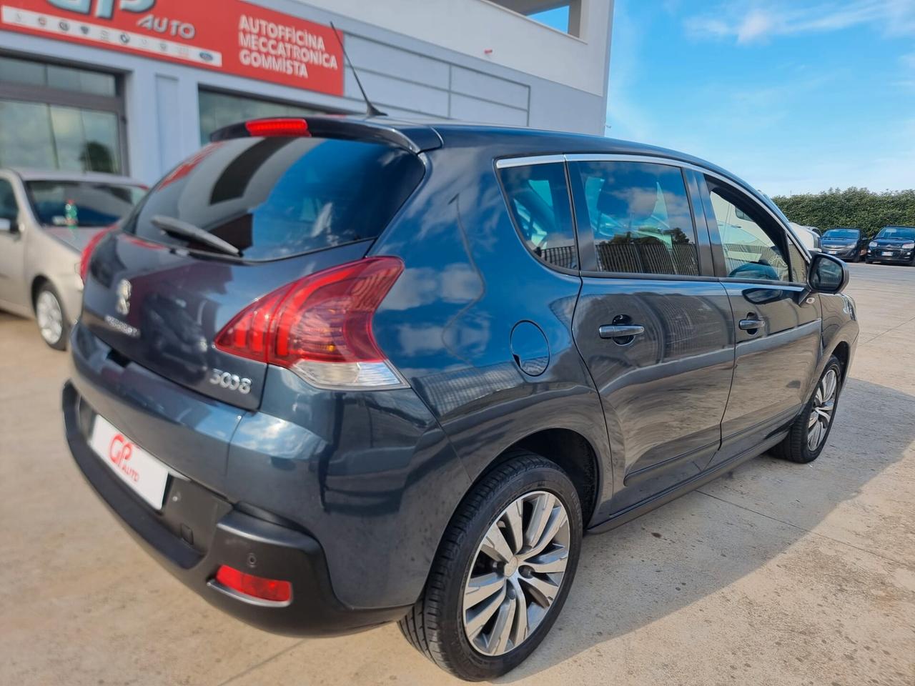 Peugeot 3008 1.6 HDi 115CV Active