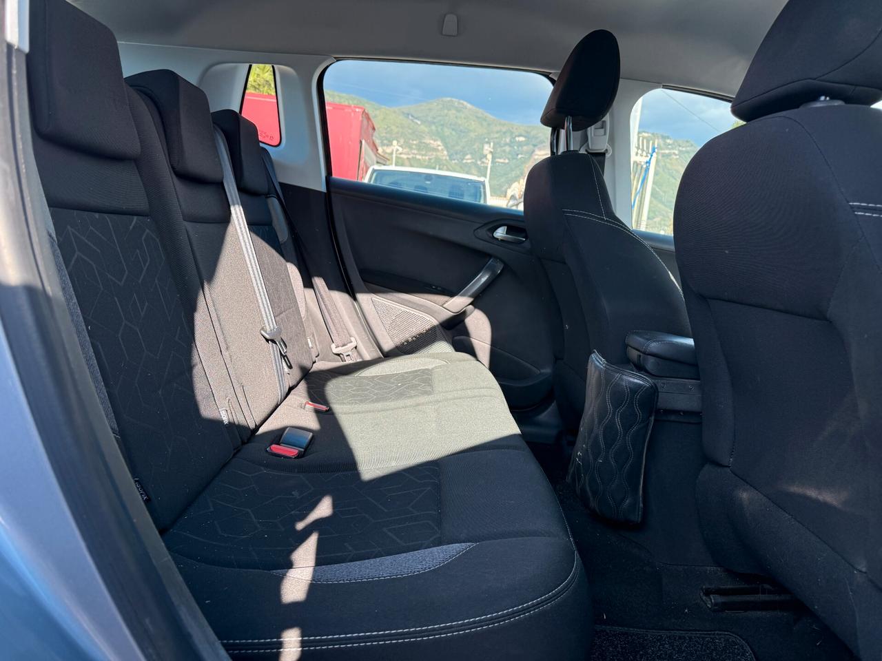PEUGEOT 2008 ANNO 2017 1.2 BENZINA *AIRB OK