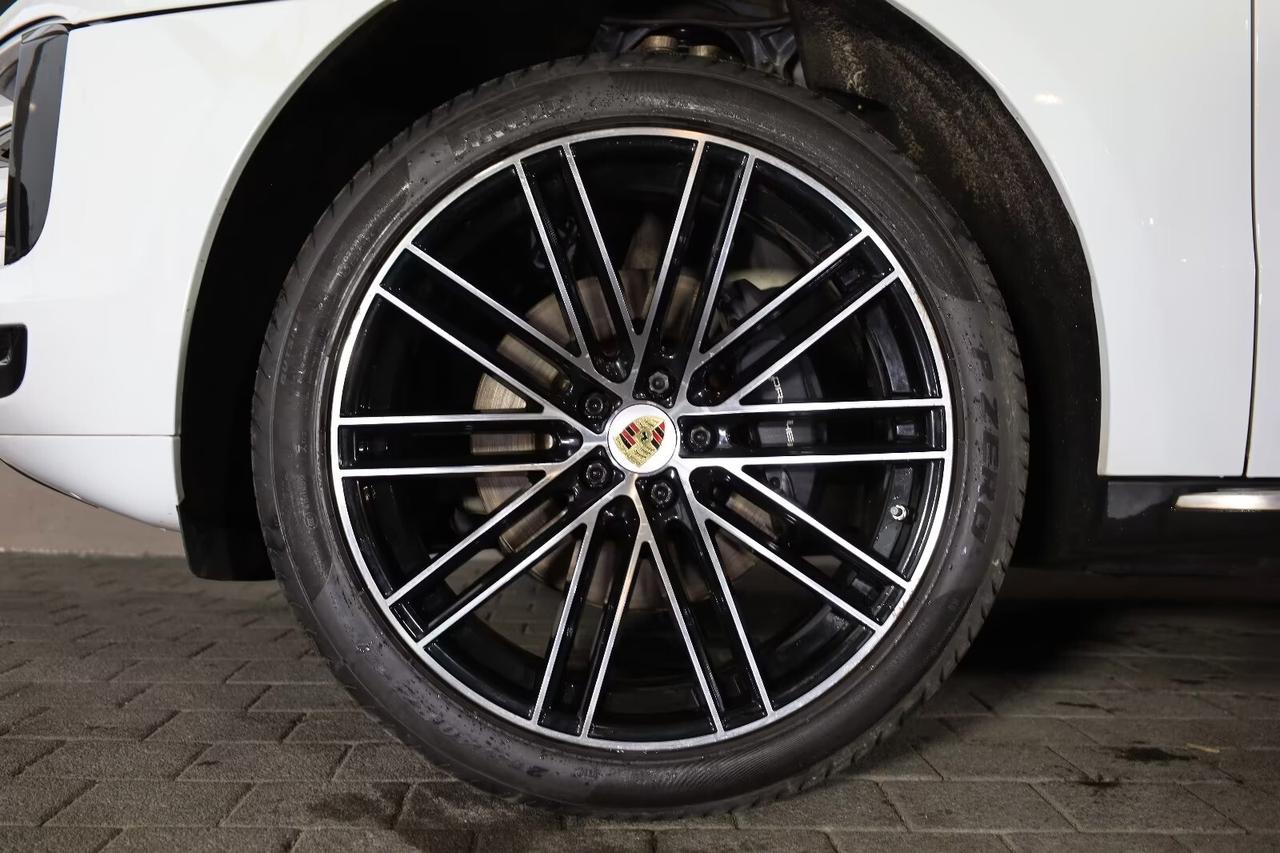 Porsche Macan 2.0 APPLE/CHRONO/TETTO FULL OPTIONAL