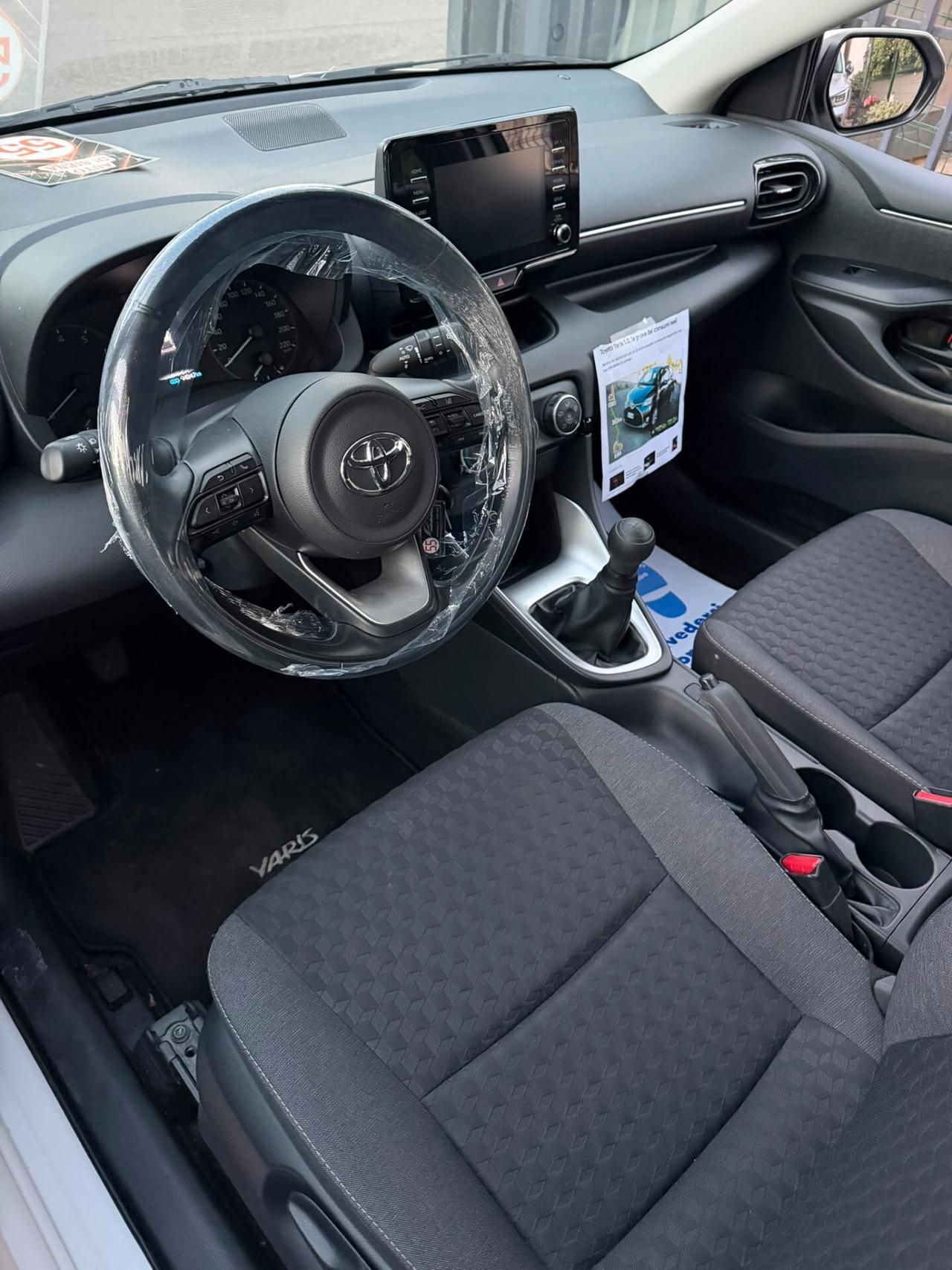 Toyota Yaris 1.0 benzina