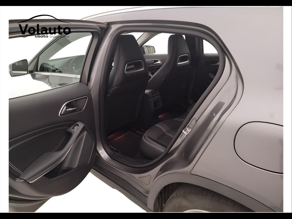 Mercedes-Benz GLA-X156 2017 - GLA 200 Sport auto