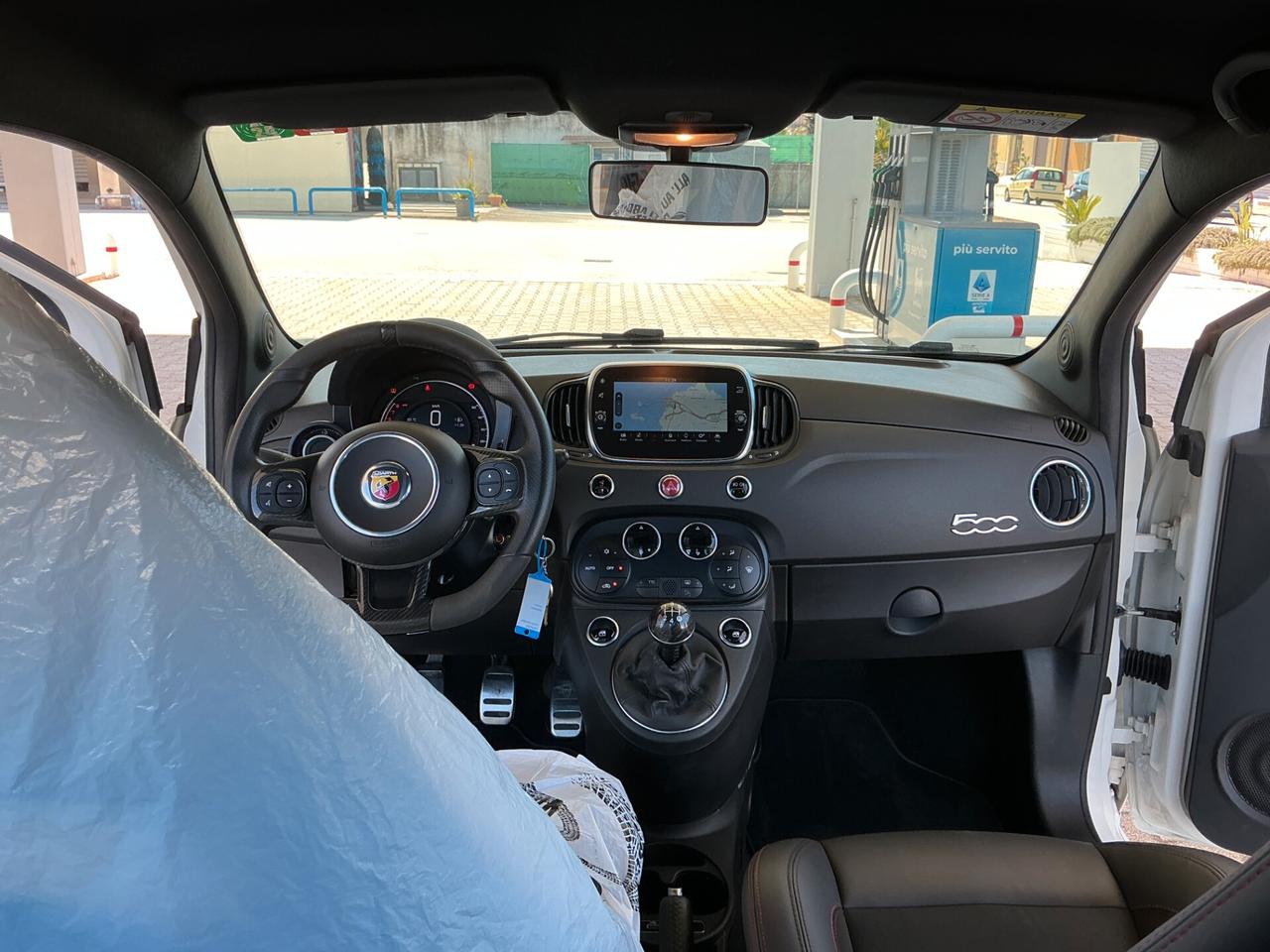 Abarth 595 1.4 Turbo T-Jet 180 CV Esseesse