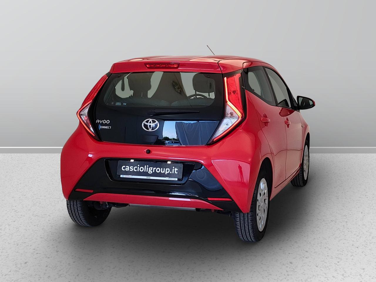 TOYOTA Aygo II 2018 5p - Aygo 5p 1.0 x-play 72cv
