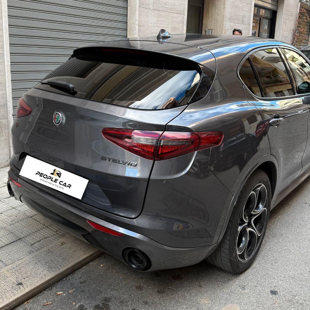 Alfa Romeo Stelvio 210cv Q4 Veloce