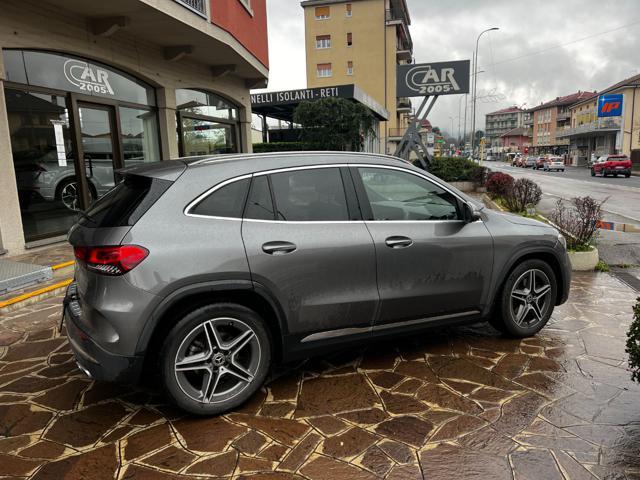 MERCEDES-BENZ GLA 200 Automatic Premium