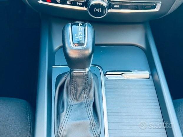 VOLVO V60 D3 Geartronic COCKPIT- CARPLAY