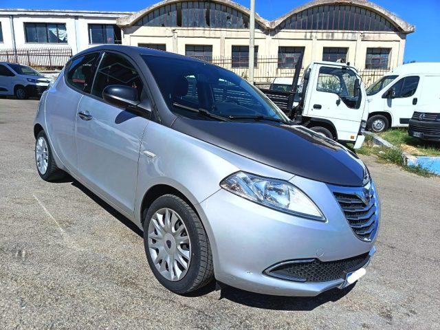 LANCIA Ypsilon 1.2 69 CV 5 porte Platinum