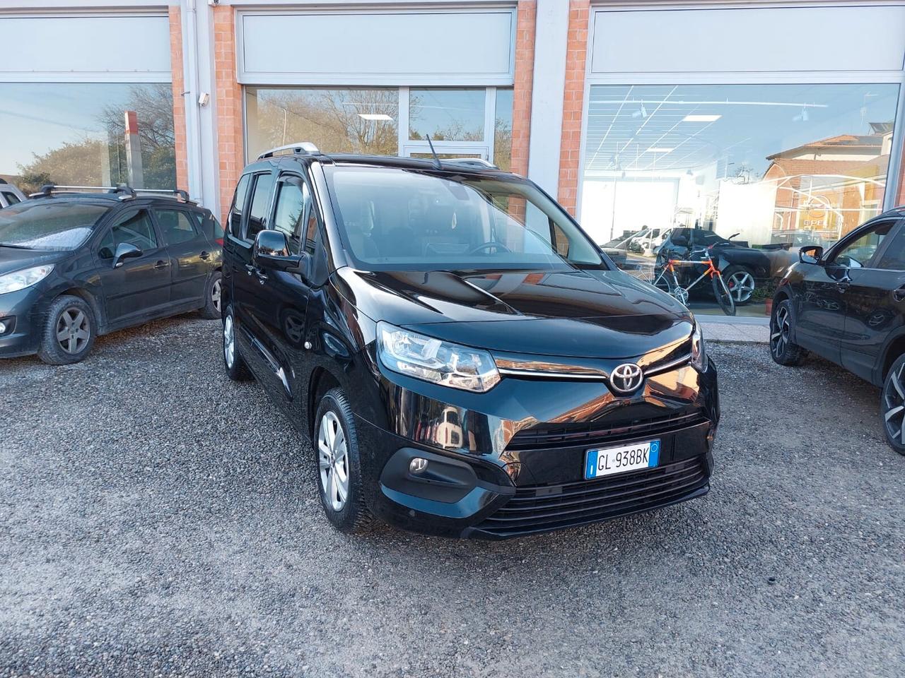 Toyota Proace Verso 1.5D 130 CV S&S L1 Luxury STUPENDA