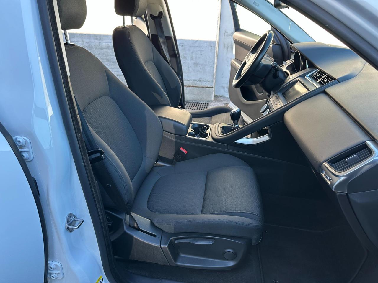 Jaguar E-Pace 2.0d i4 fwd 150cv my19