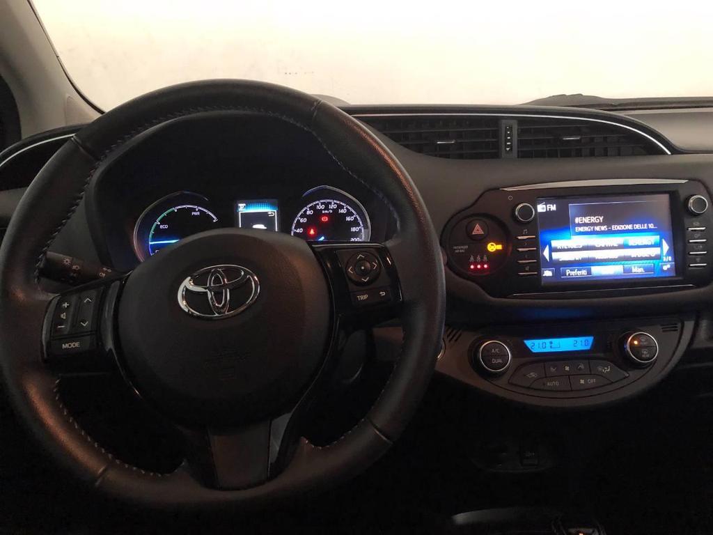 Toyota Yaris 5 Porte 1.5 VVT-i Hybrid Cool E-CVT